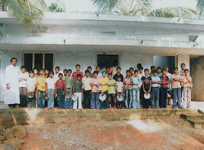 Neubau des stark beschädigten Ess- und Studiersaals des Waisenhauses «St. John’s Orphanage» in Borrampalem (Indien)